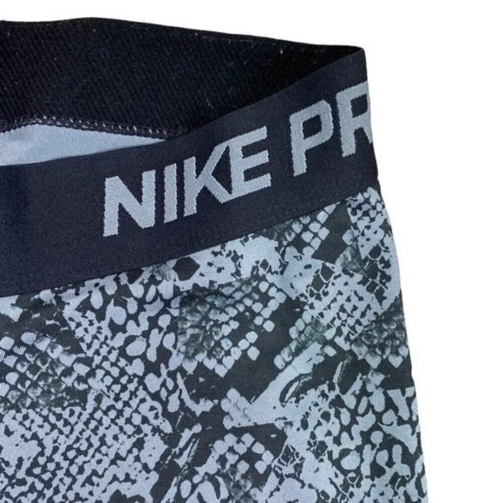 Nike Pro Leggings Snakeskin Graphic Size Medium